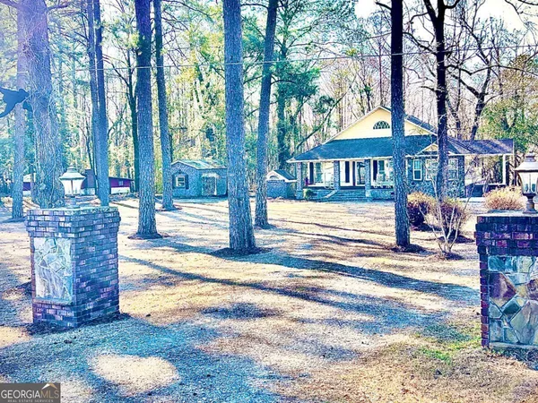 $325,000 | 1564 Joy Bluff Road, Reidsville, GA 30453