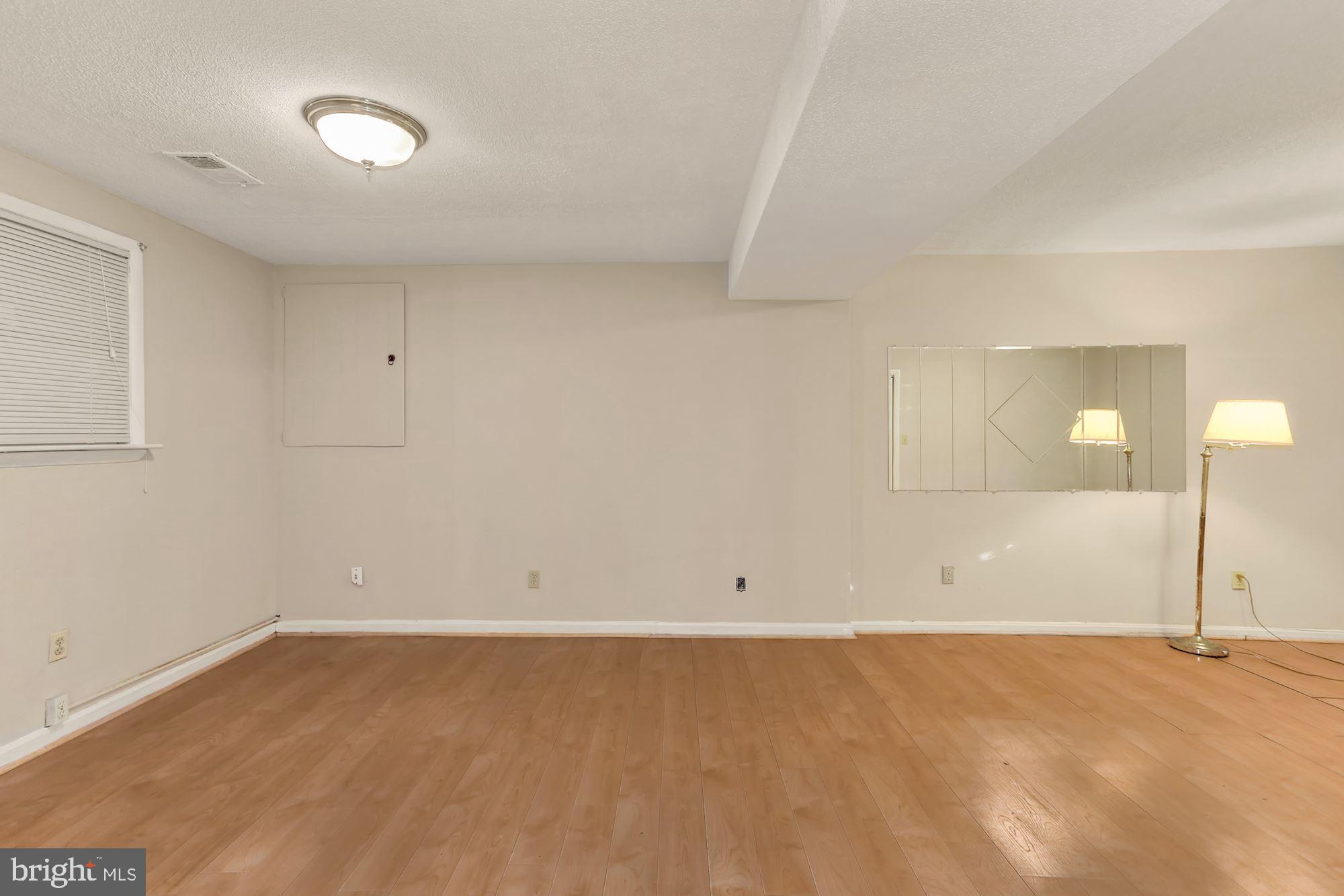 2032 Greenwich Street Falls Church, VA 22043 - Photo 16 of 26 a view of room