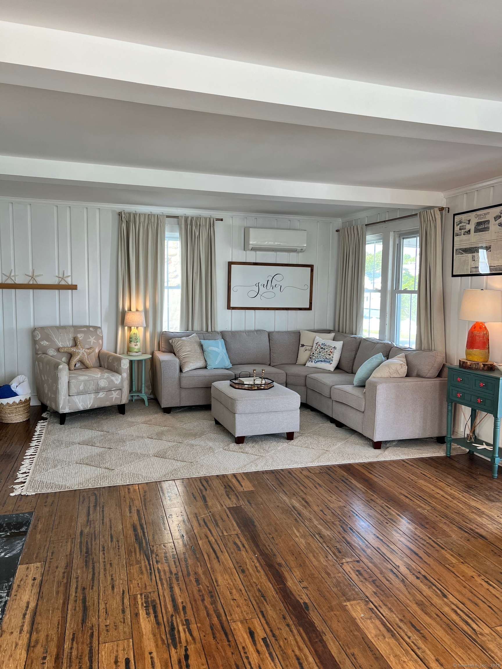 19 Bayview Avenue East Lyme, CT 06357 - Photo 2 of 10