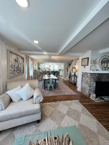 $5,000 | 19 Bayview Avenue, East Lyme, CT 06357