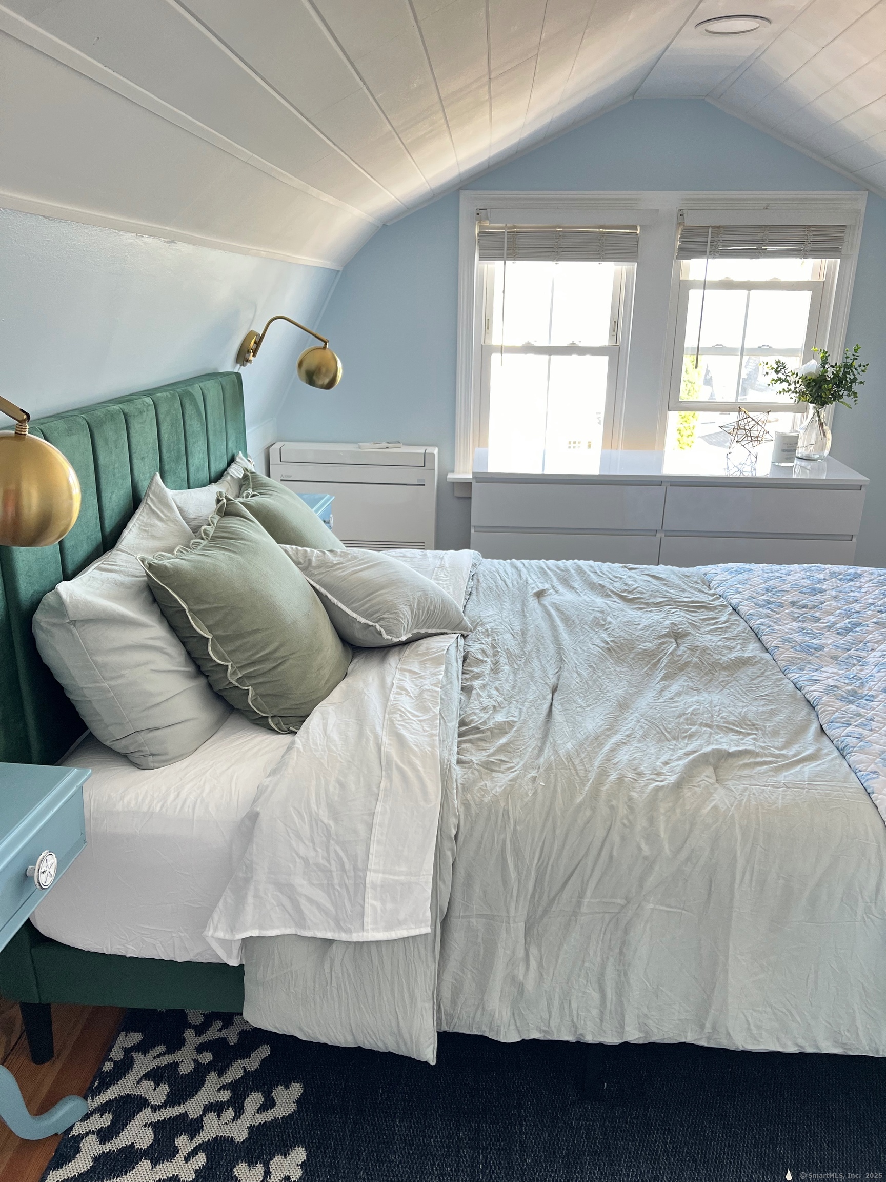 19 Bayview Avenue East Lyme, CT 06357 - Photo 10 of 10