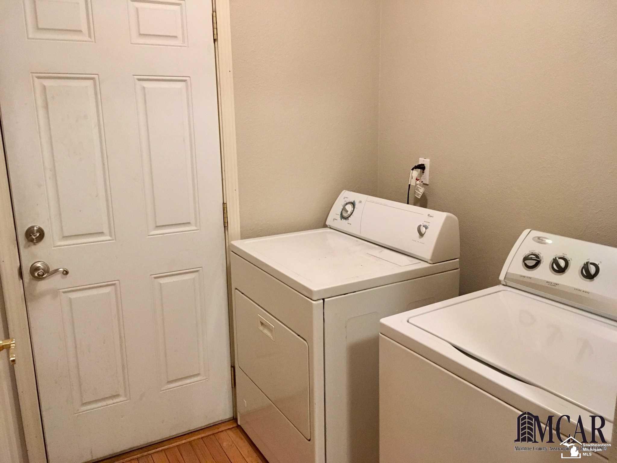 10803 Secor Road Temperance, MI 48182 - Photo 17 of 24