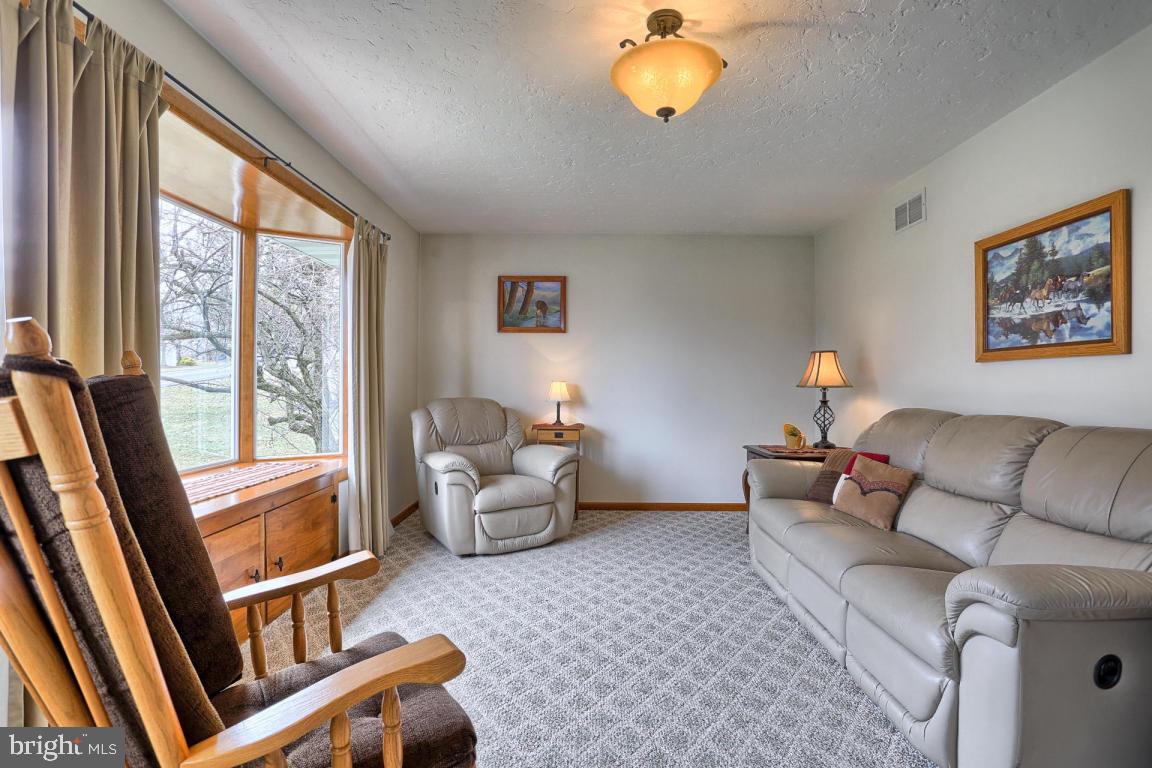 3670 Elizabethtown Road Manheim, PA 17545 - Photo 16 of 27
