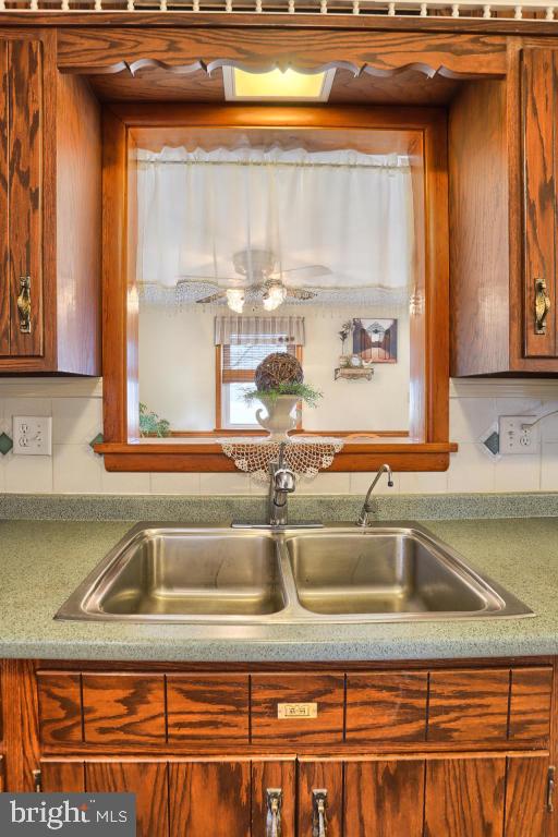 3670 Elizabethtown Road Manheim, PA 17545 - Photo 24 of 27