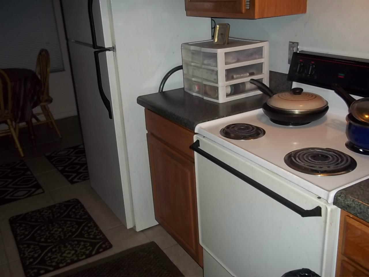 150 Pineview Road, Unit G1 Jupiter, FL 33469 - Photo 6 of 11 kitchen