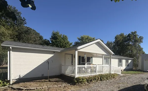 $295,000 | 1202 South Mudline Road, Murphysboro, IL 62966