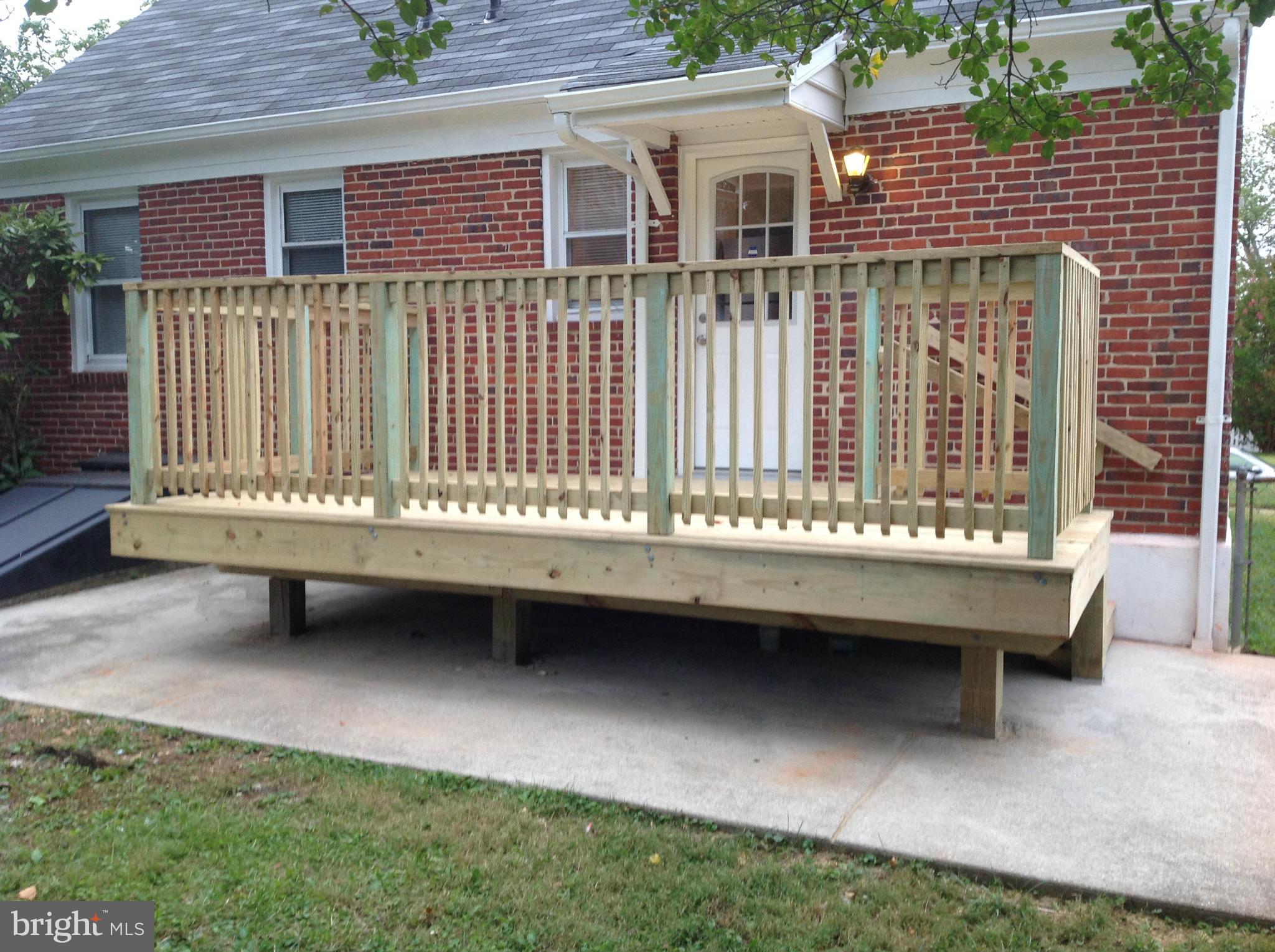 3495 Hillsmere Road Baltimore, MD 21207 - Photo 14 of 19 a view of a balcony with chairs