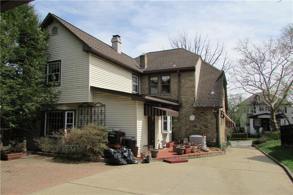 304 Arden Road Mt. Lebanon, PA 15216 - Photo 2 of 2 Gallery Image 2
