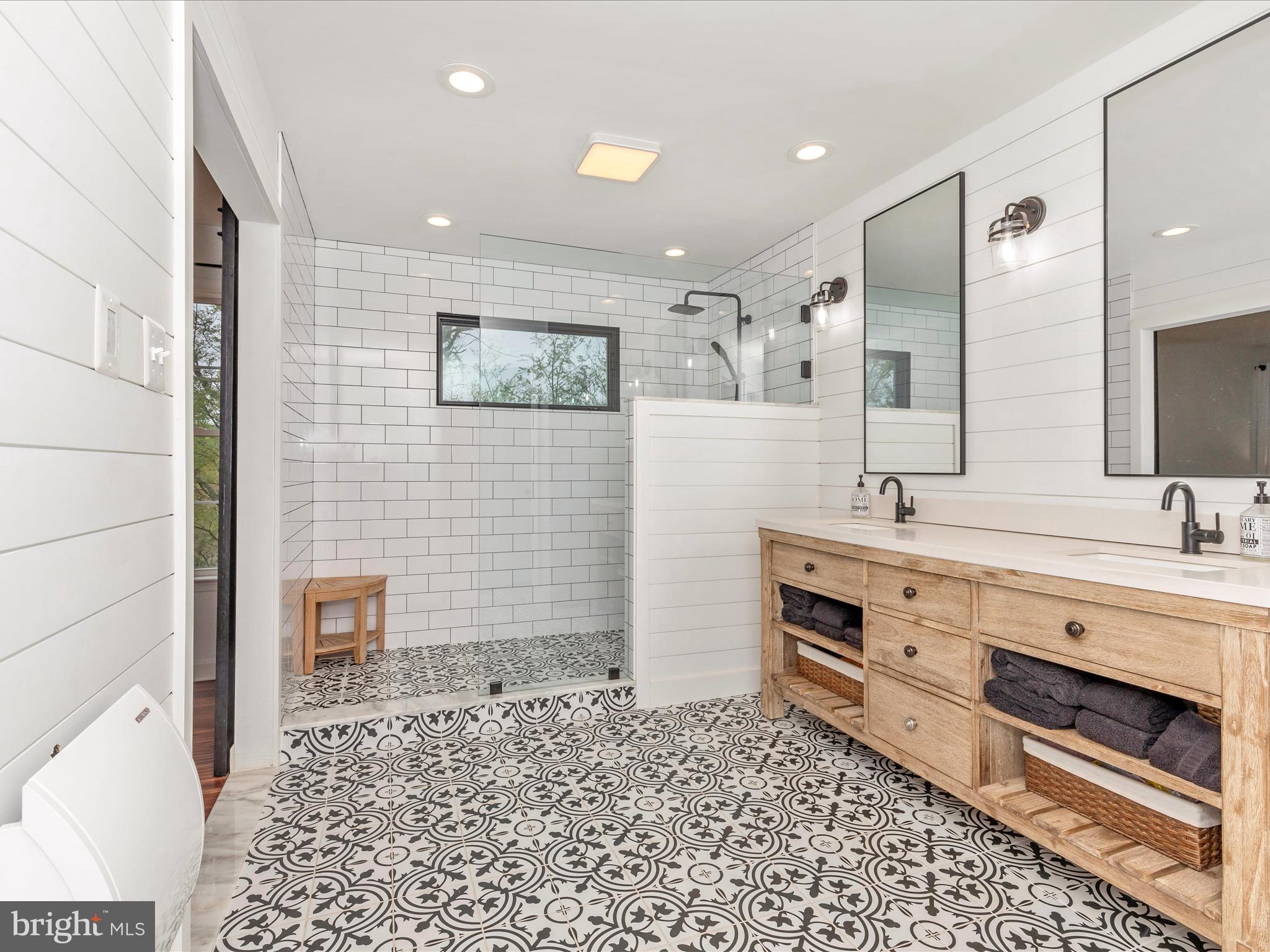 709 Longbow Road Mount Airy, MD 21771 - Photo 29 of 65 Primary Bathroom