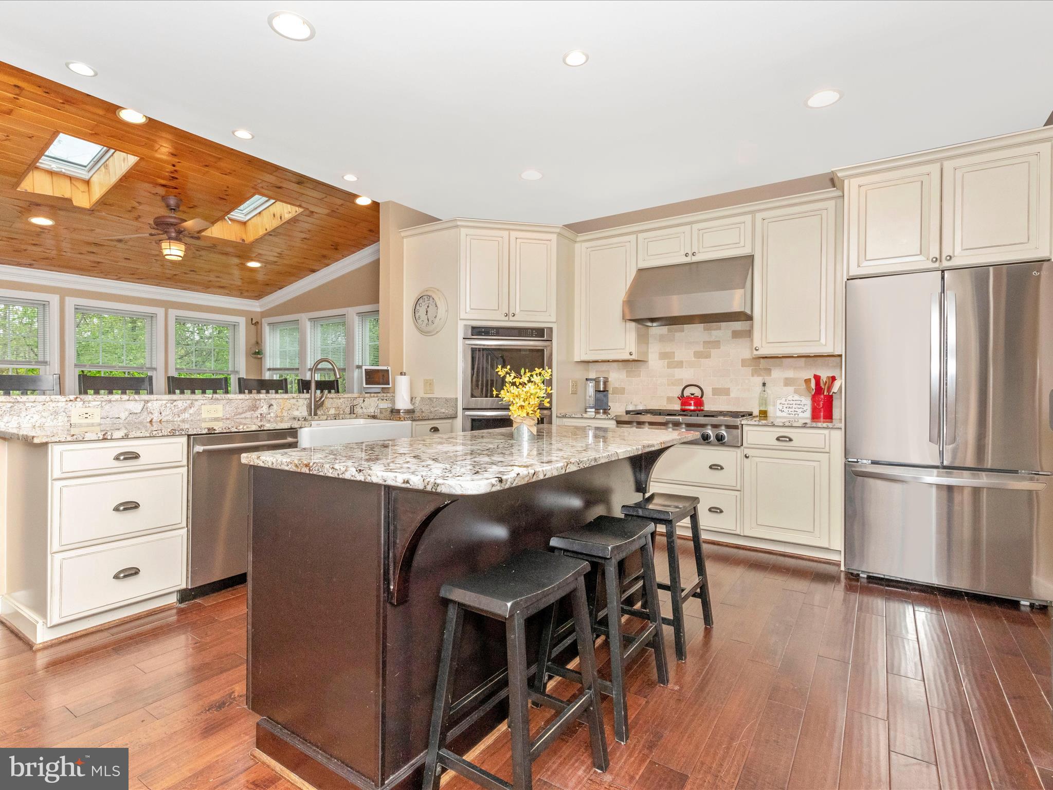 709 Longbow Road Mount Airy, MD 21771 - Photo 9 of 65 Kitchen