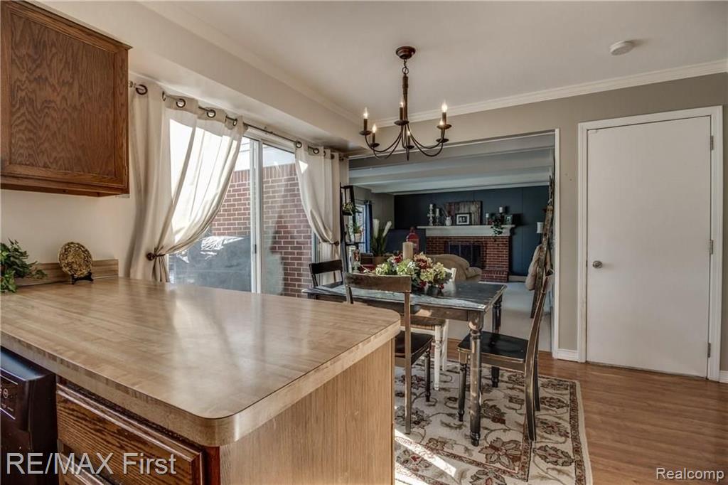 645 Baker Street Rochester Hills, MI 48307 - Photo 13 of 39