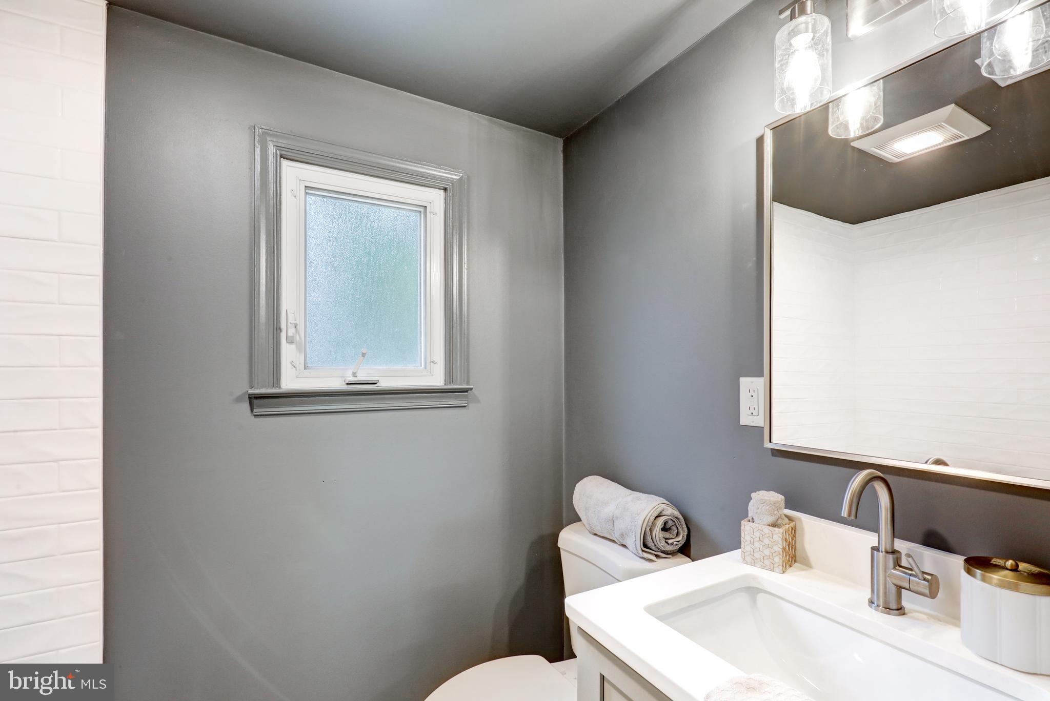 300 Walnut Place Havertown, PA 19083 - Photo 26 of 45