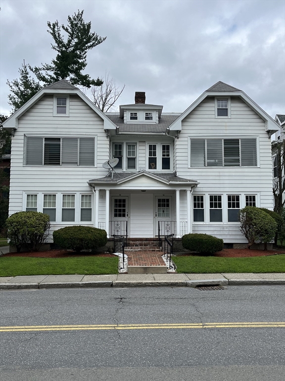 36 Institute Road Worcester, MA 01609 - Photo 1 of 15 Gallery Image 1