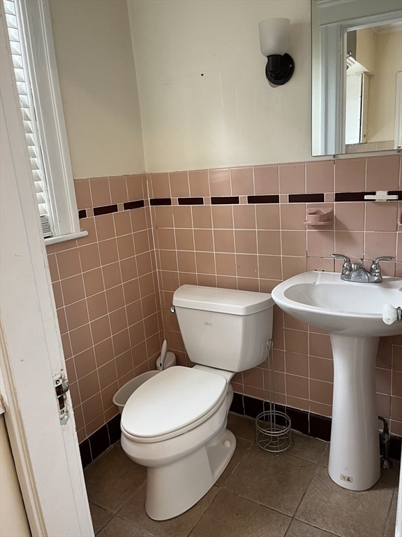 36 Institute Road Worcester, MA 01609 - Photo 10 of 15 Gallery Image 10