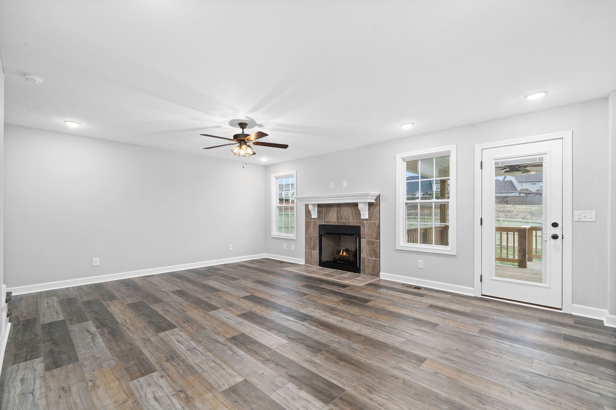 345 Rye Drive Clarksville, TN 37043 - Photo 5 of 36