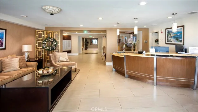 $1,088,000 | 1400 East Ocean Boulevard, Unit 2410, Long Beach, CA 90802