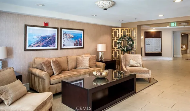 $1,088,000 | 1400 East Ocean Boulevard, Unit 2410, Long Beach, CA 90802