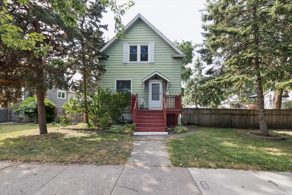 3240 East Avenue Berwyn, IL 60402 - Photo 1 of 20 Gallery Image 1