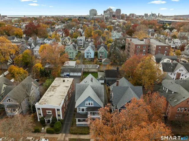 $1,500 | 136 Edwards Street, Unit 2, New Haven, CT 06511