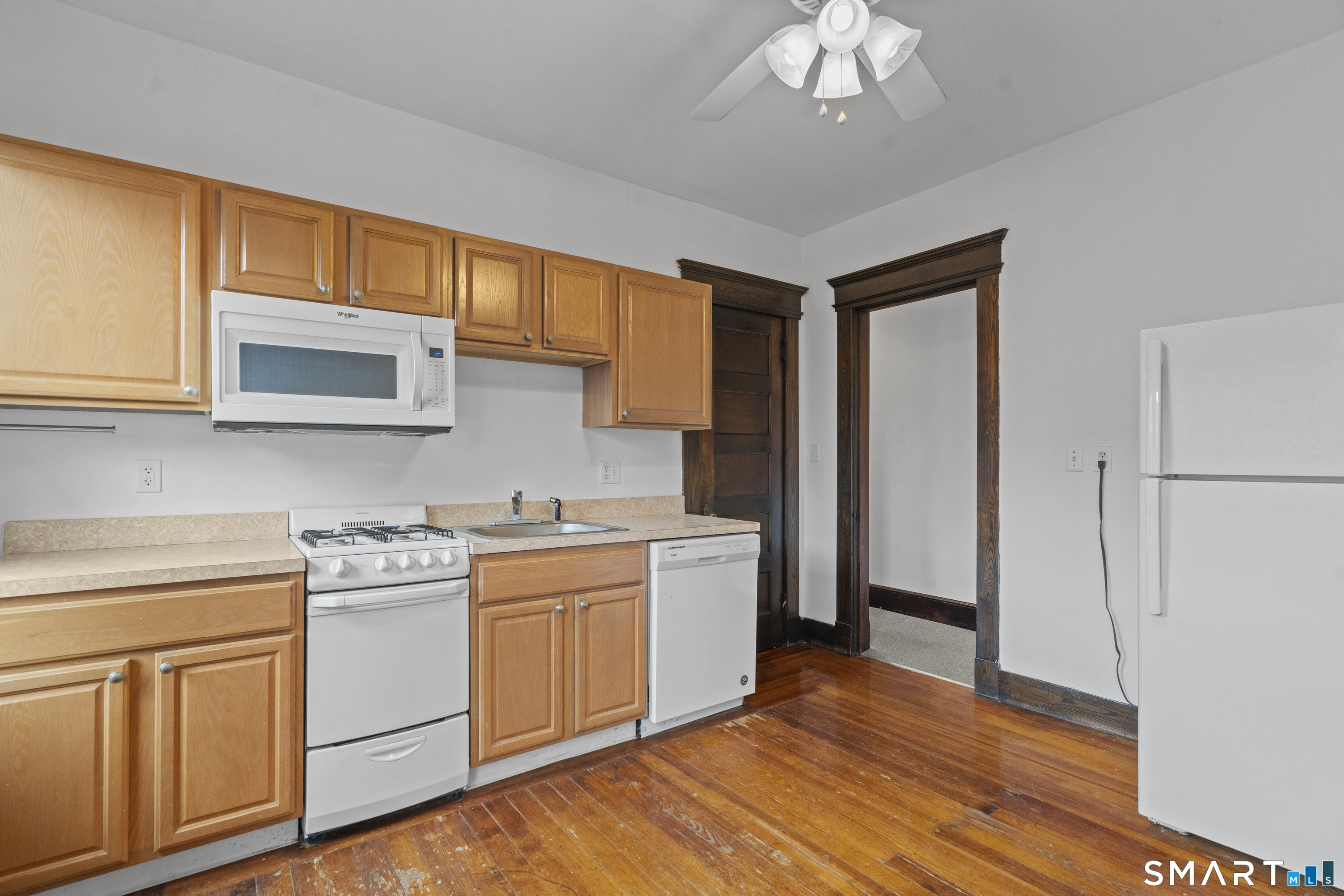 136 Edwards Street, Unit 2 New Haven, CT 06511 - Photo 4 of 14