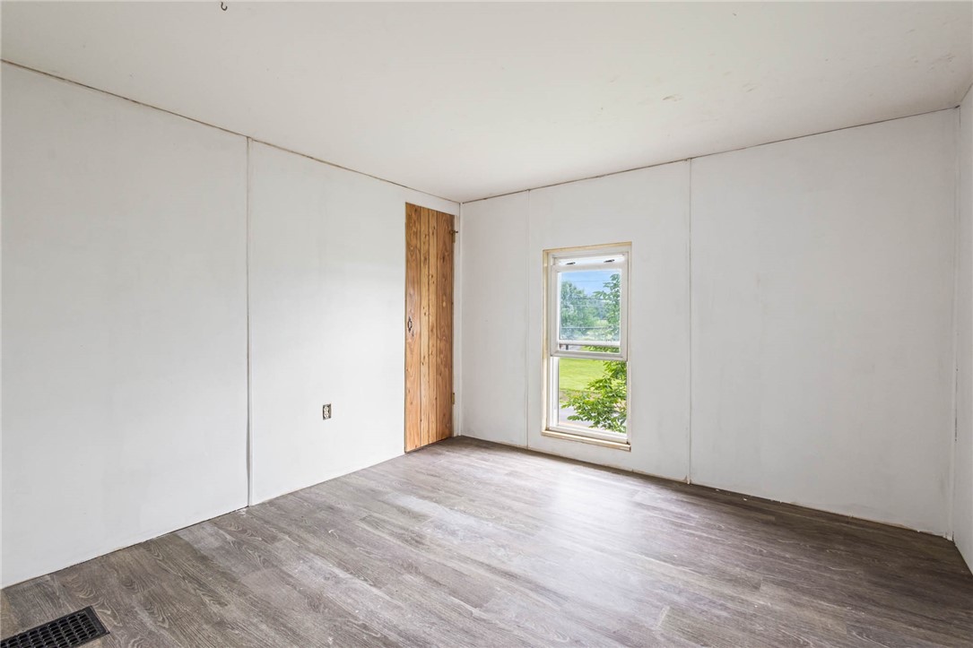 9283 South Street Road Le Roy, NY 14482 - Photo 21 of 34