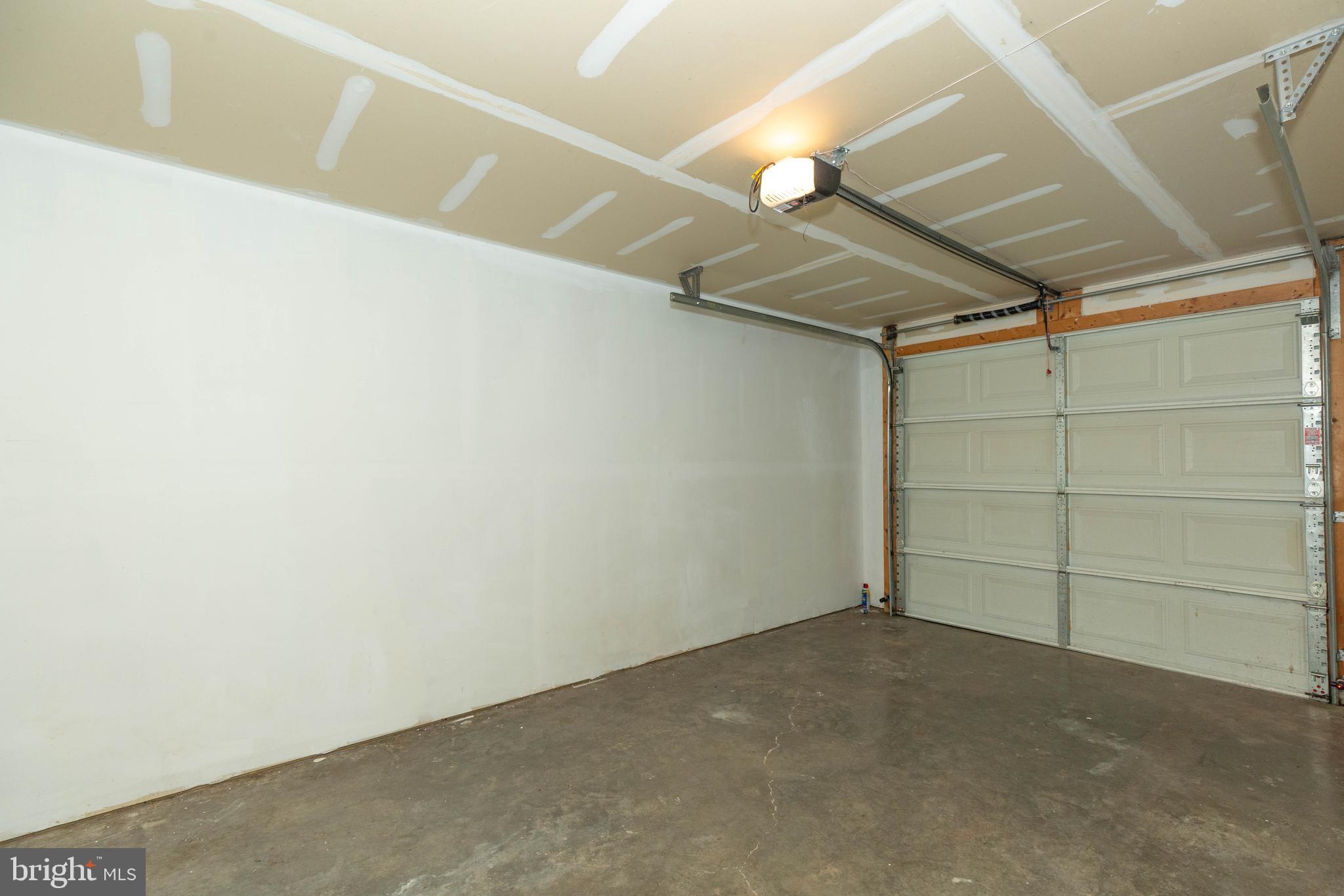 124 Pony Circle Martinsburg, WV 25405 - Photo 8 of 28 a view of empty room