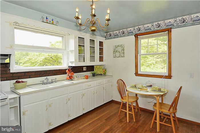 24710 Frederick Road Clarksburg, MD 20871 - Photo 21 of 30 Kitchen