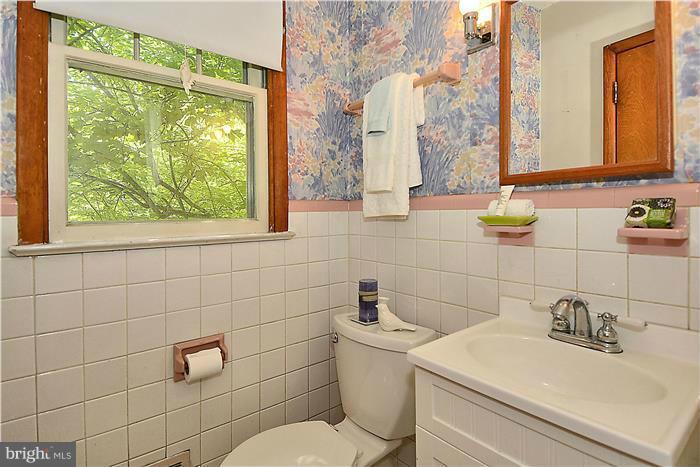 24710 Frederick Road Clarksburg, MD 20871 - Photo 30 of 30 Full bath