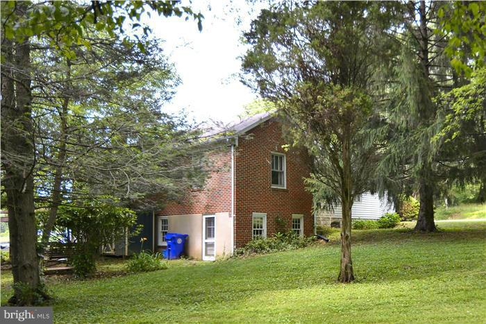 24710 Frederick Road Clarksburg, MD 20871 - Photo 6 of 30 Exterior (Rear)