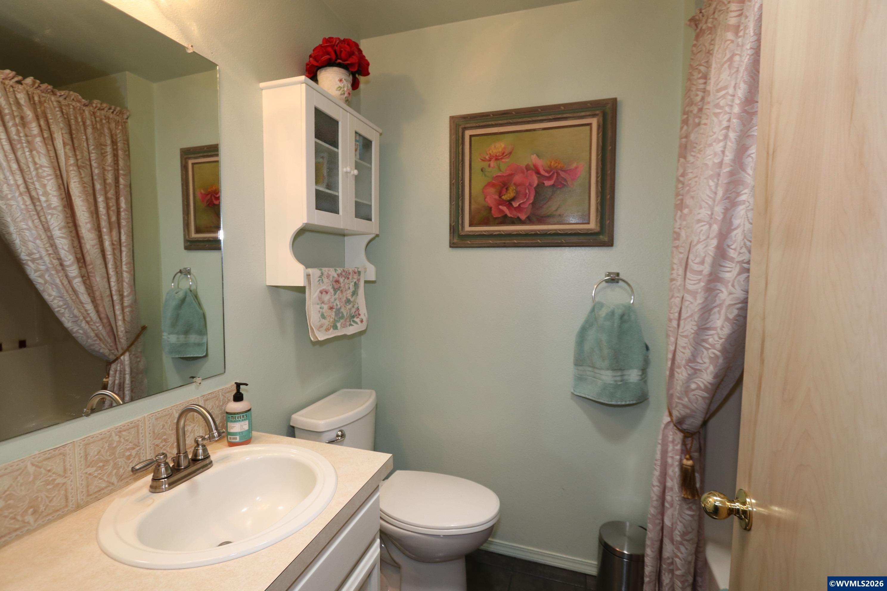 3345 Sample Road Falls City, OR 97344 - Photo 16 of 37 Gallery Image 16