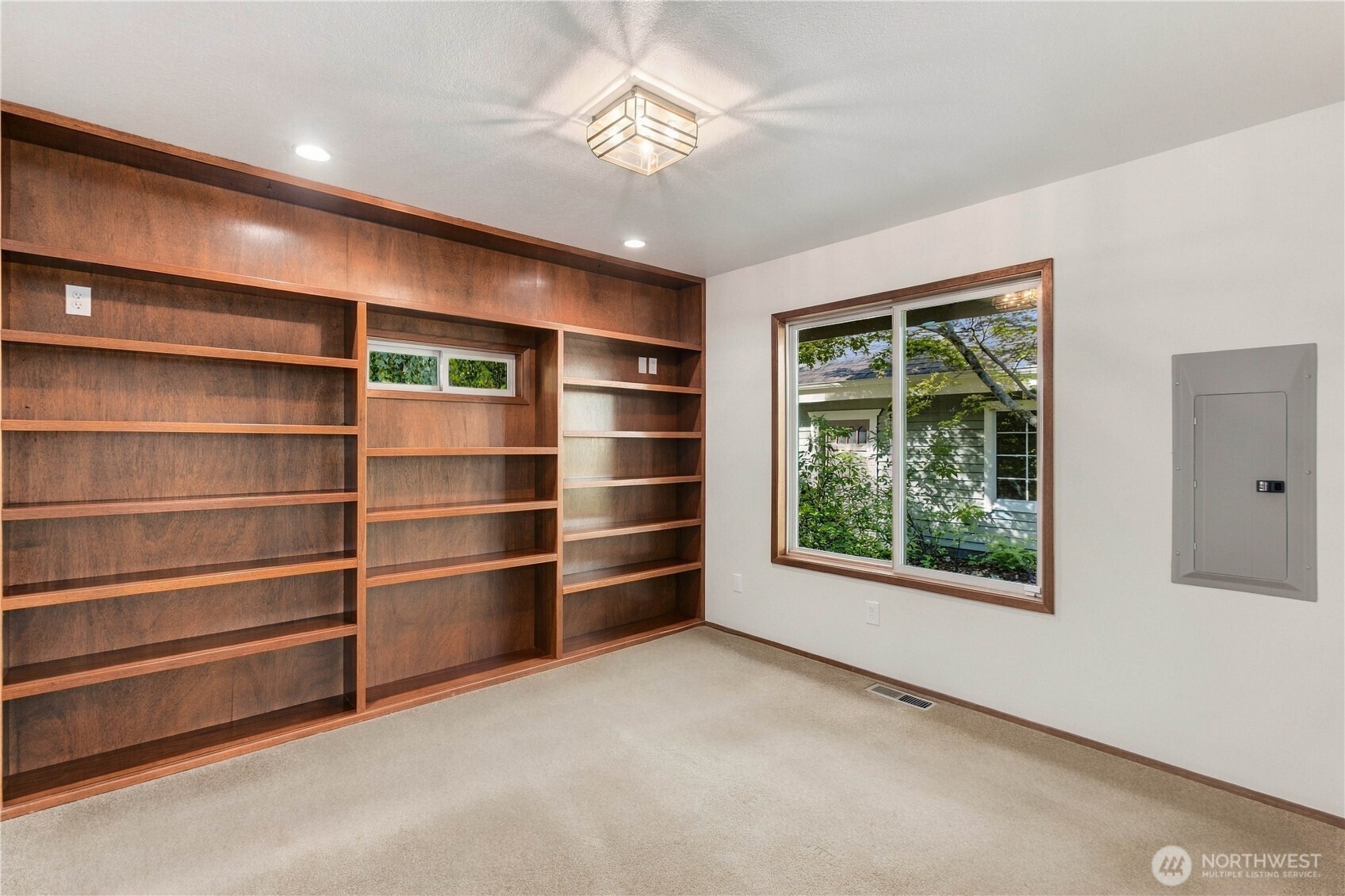 14730 Connelly Road Snohomish, WA 98296 - Photo 15 of 40 Gallery Image 15