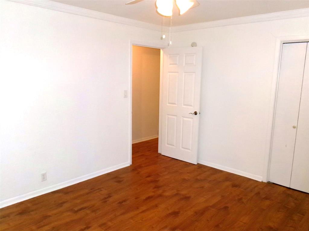 200 West Spencer Street Bangs, TX 76823 - Photo 17 of 19 Bedroom 2