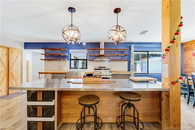 $575,000 | 3898 Southwest Sailfish Drive, Palm City, FL 34990