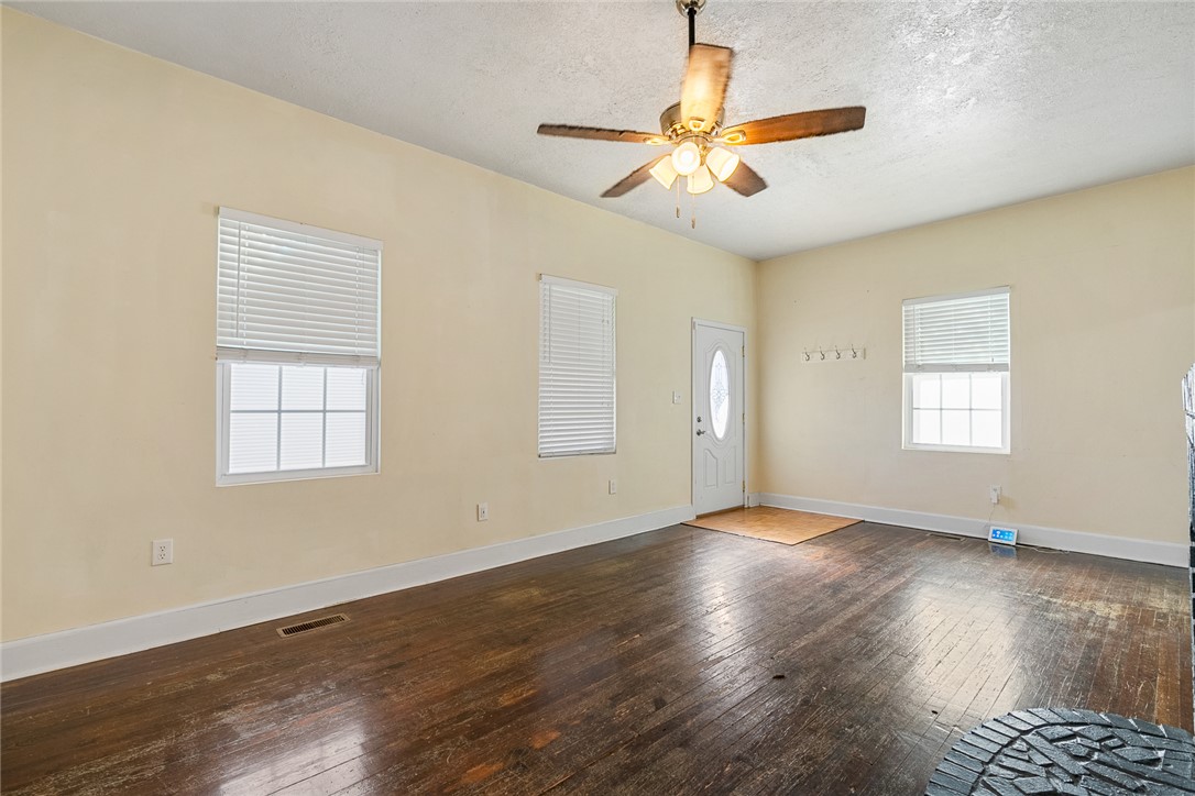 29 Humbert Street Seneca, SC 29678 - Photo 7 of 24