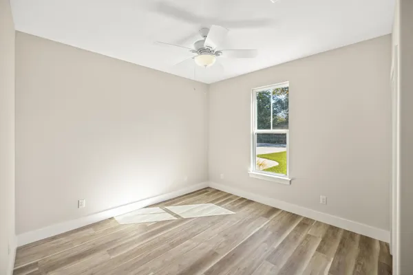 $3,000 | 105 Spruce Street, Freeport, FL 32439