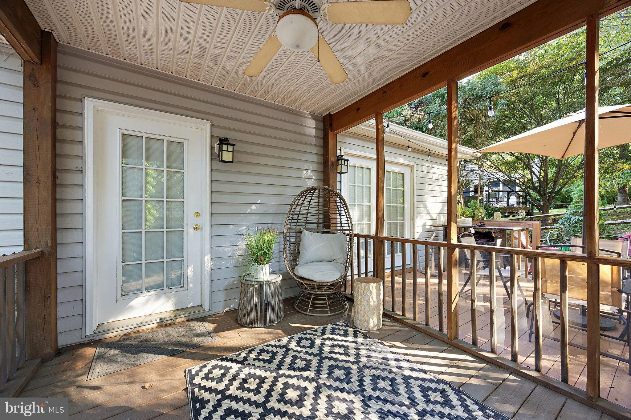 40 Arizona State Drive Newark, DE 19713 - Photo 39 of 50 Charming porch with inviting outdoor vibes.