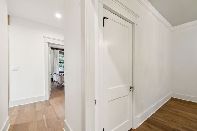 $1,300,000 | 1304 Ashwood Avenue, Nashville, TN 37212