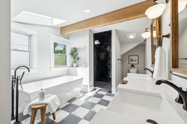 $1,300,000 | 1304 Ashwood Avenue, Nashville, TN 37212