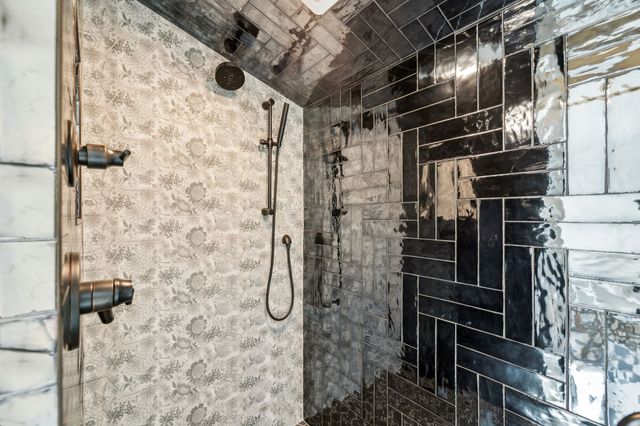 $1,300,000 | 1304 Ashwood Avenue, Nashville, TN 37212