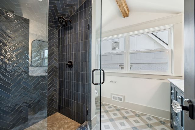 $1,300,000 | 1304 Ashwood Avenue, Nashville, TN 37212