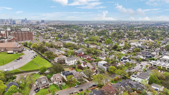 $1,300,000 | 1304 Ashwood Avenue, Nashville, TN 37212