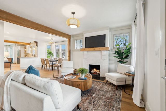 $1,300,000 | 1304 Ashwood Avenue, Nashville, TN 37212