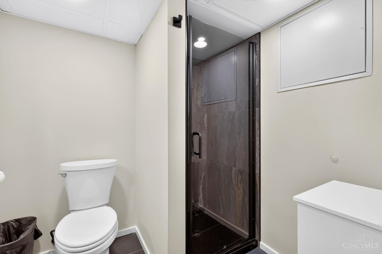 7877 State Road Cincinnati, OH 45255 - Photo 38 of 53 Gallery Image 38