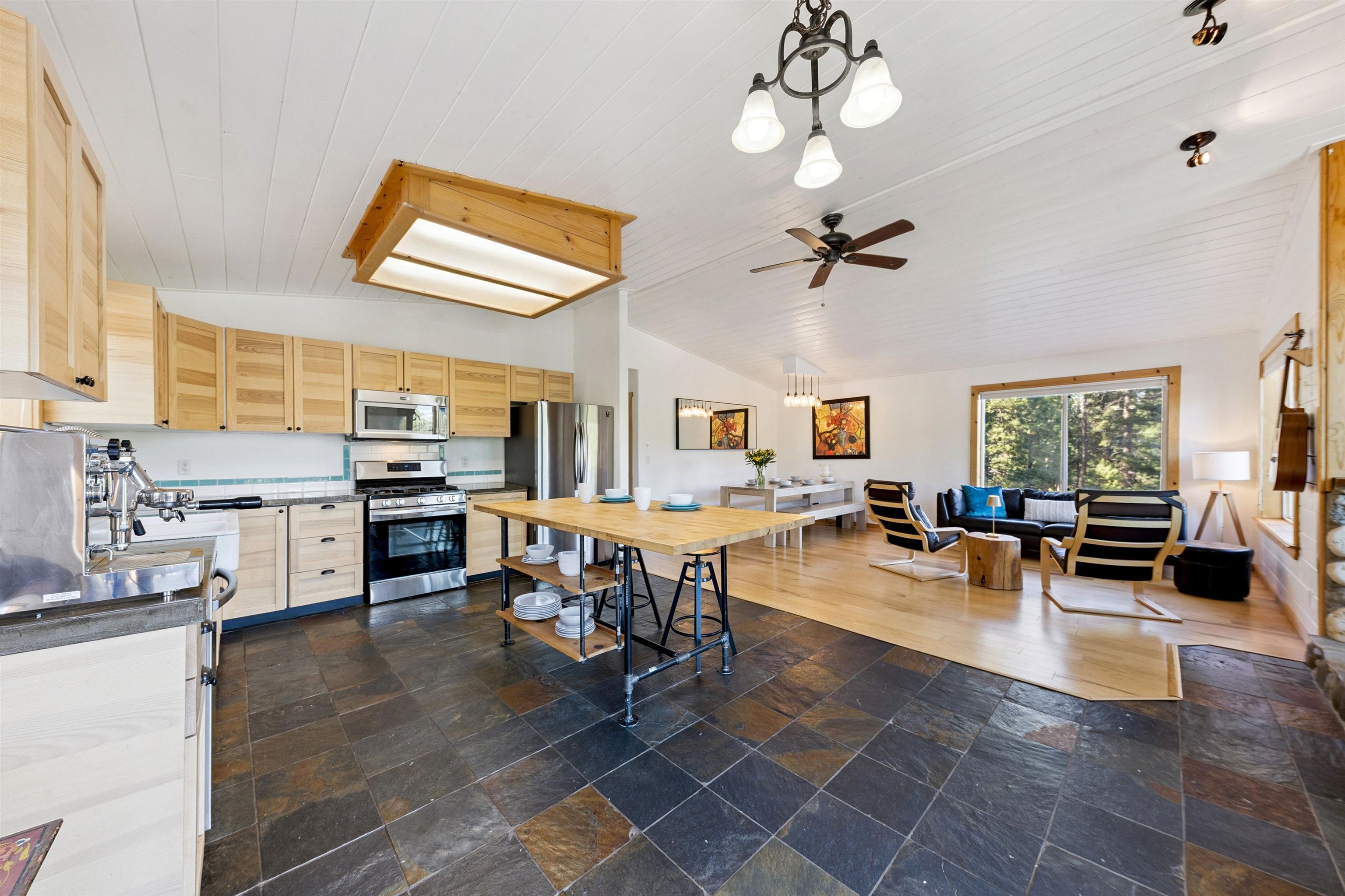 11054 Whitehorse Road Truckee, CA 96161 - Photo 7 of 28