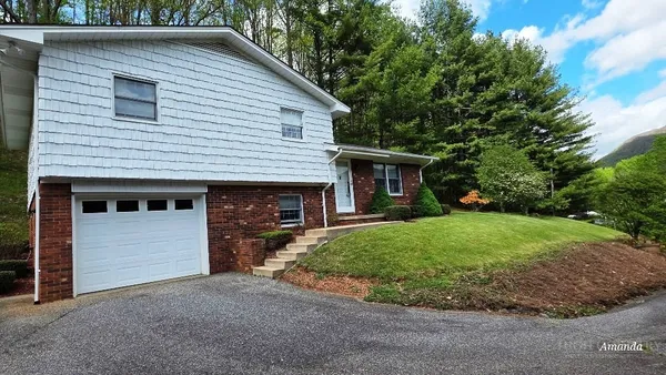 $329,500 | 5212 Highway 88, Warrensville, NC 28693