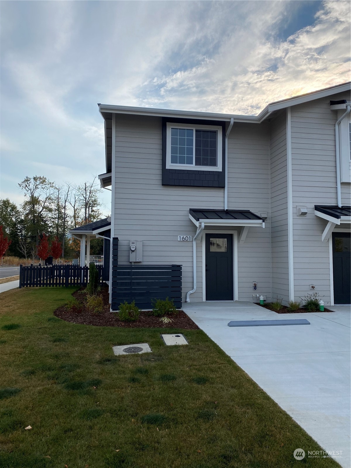 1601 Sunup Loop Bellingham, WA 98226 - Photo 4 of 31 Gallery Image 4