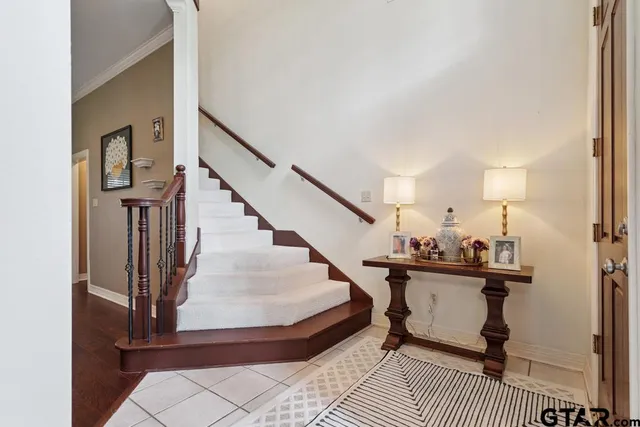 a view of entryway and hall