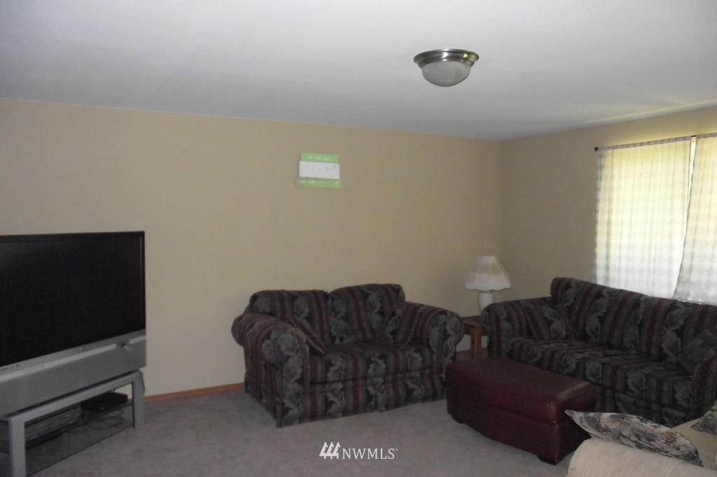 358-52 Halliday Road Centralia, WA 98531 - Photo 6 of 25 Gallery Image 6