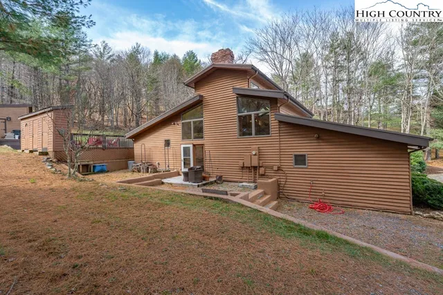 $890,000 | 949-951 Watauga River Road, Sugar Grove, NC 28679