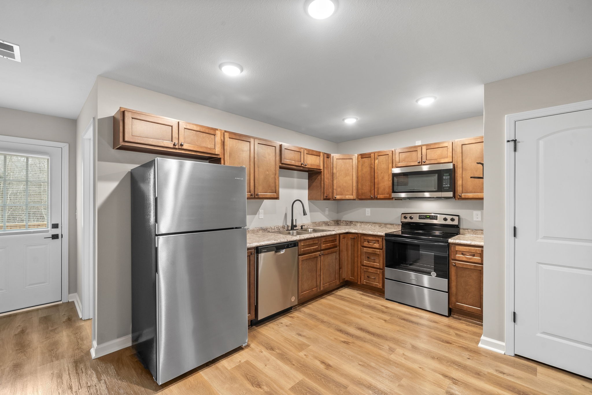 1655 Evans Road, Unit A4 Clarksville, TN 37042 - Photo 4 of 13